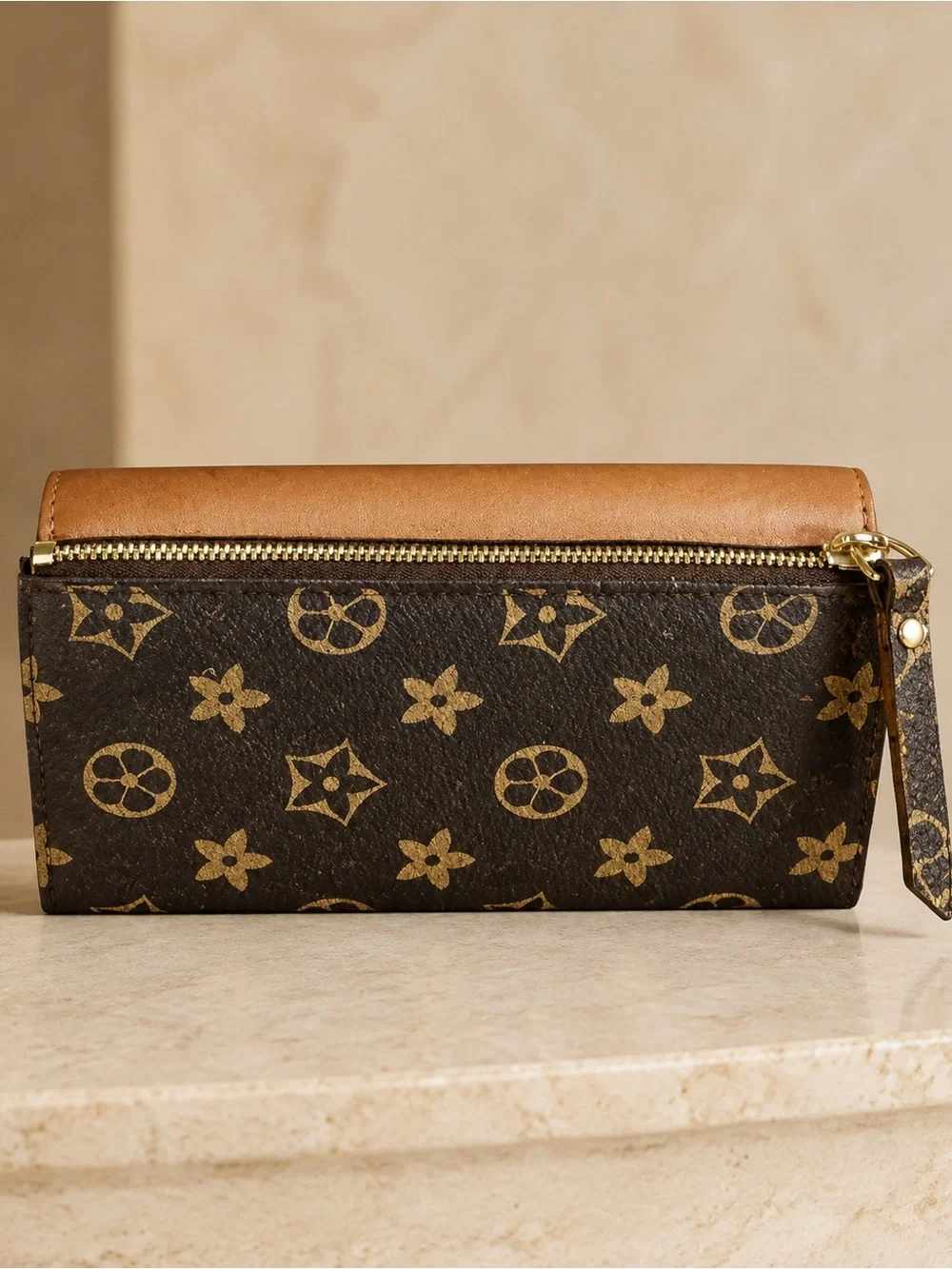 Brown Magnetic Bifold Wallet with Zipper